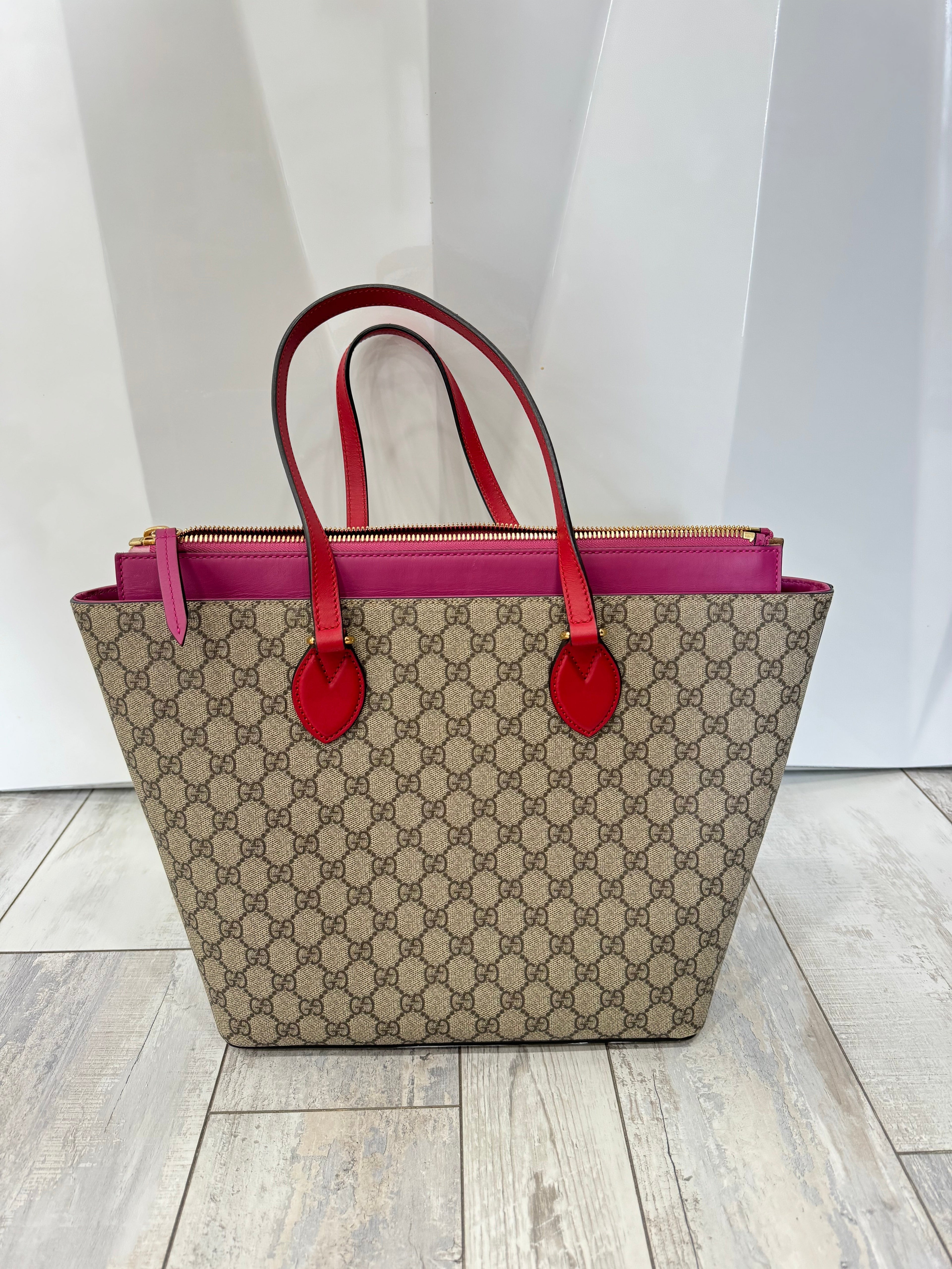 GUCCI GG SUPREME ZIPPERED TOTE BAG