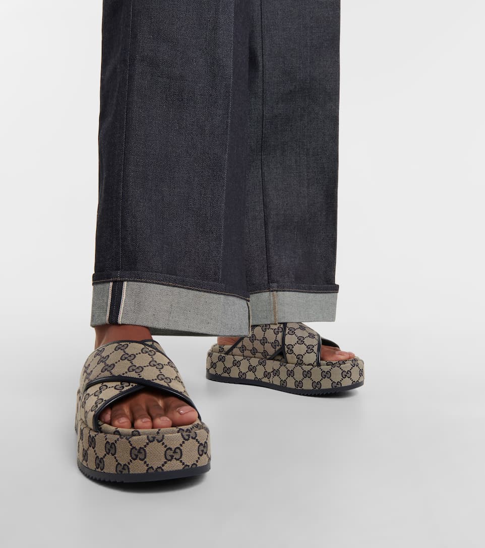 GUCCI GG SUPREME PLATFORM SANDALS
