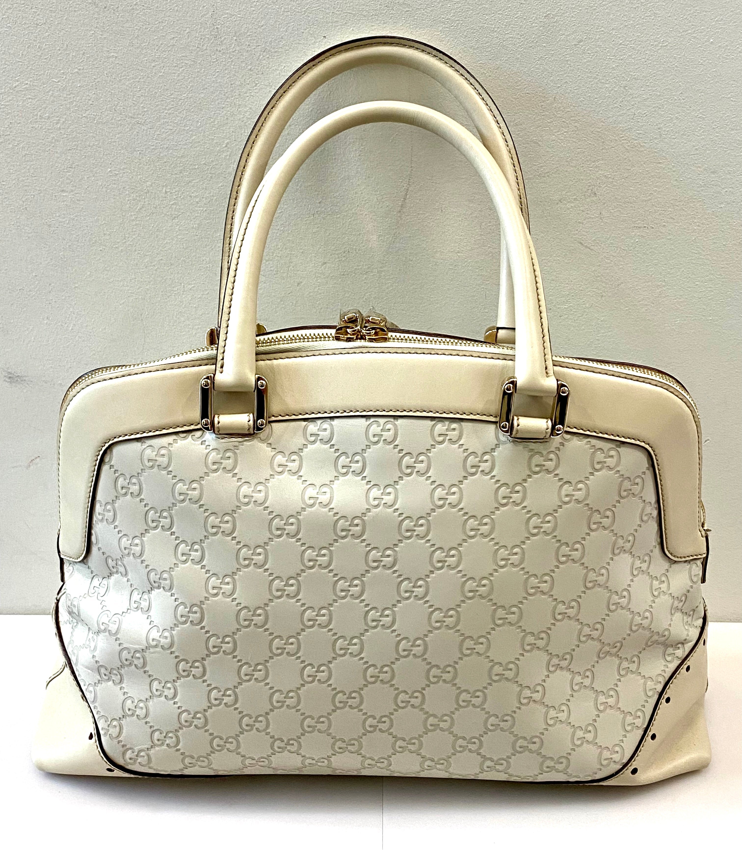 GUCCI GUCCISSIMA HORSEBIT LOGO PLAQUE CALFSKIN SHOULDER BAG