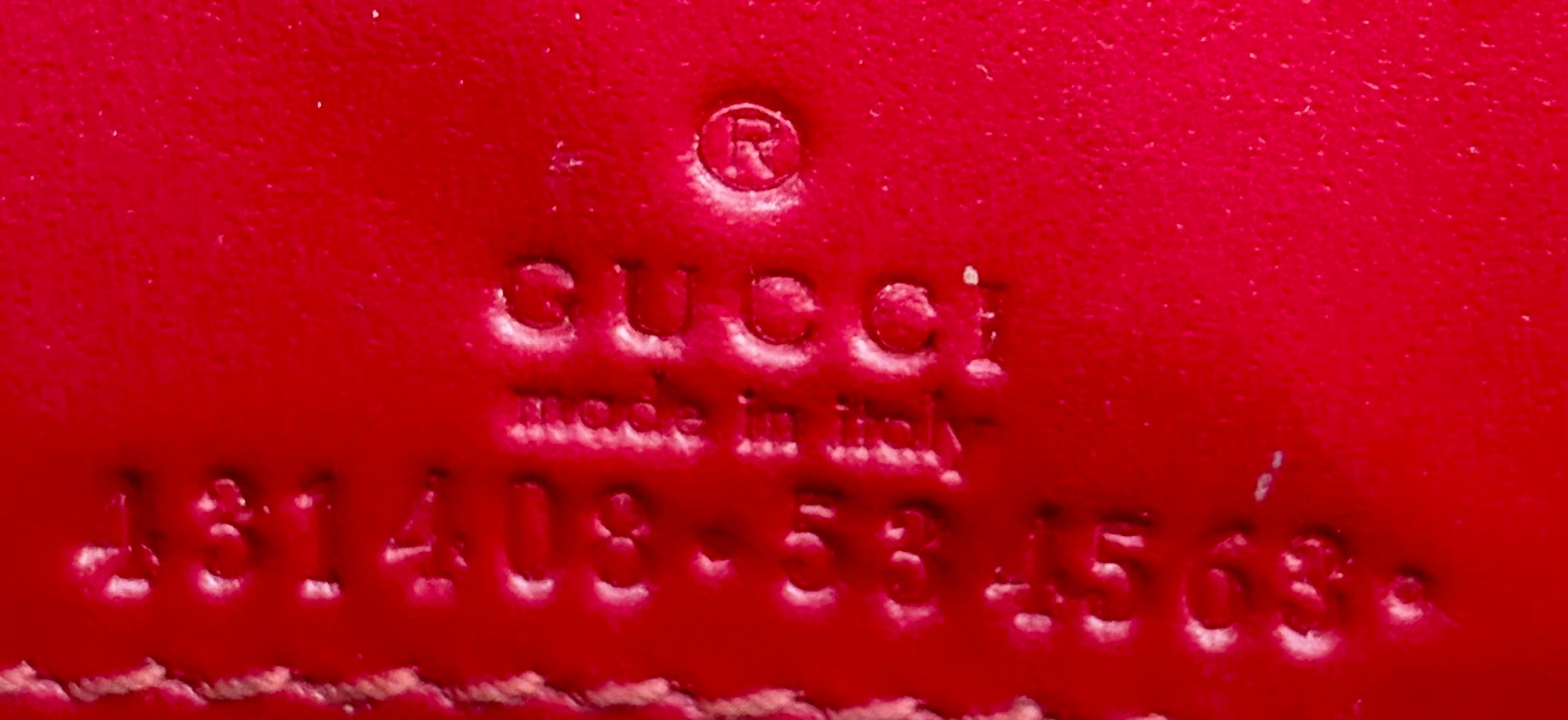 GUCCI GUCCISSIMA LEATHER SIGNATURE BOW WALLET ON CHAIN