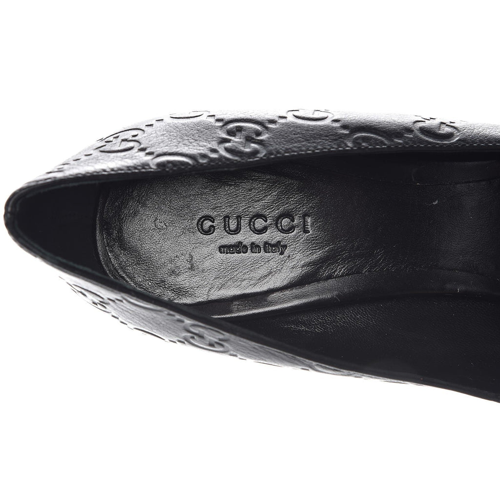 GUCCI GUCCISSIMA EMBOSSED LEATHER PEEP-TOE PUMPS