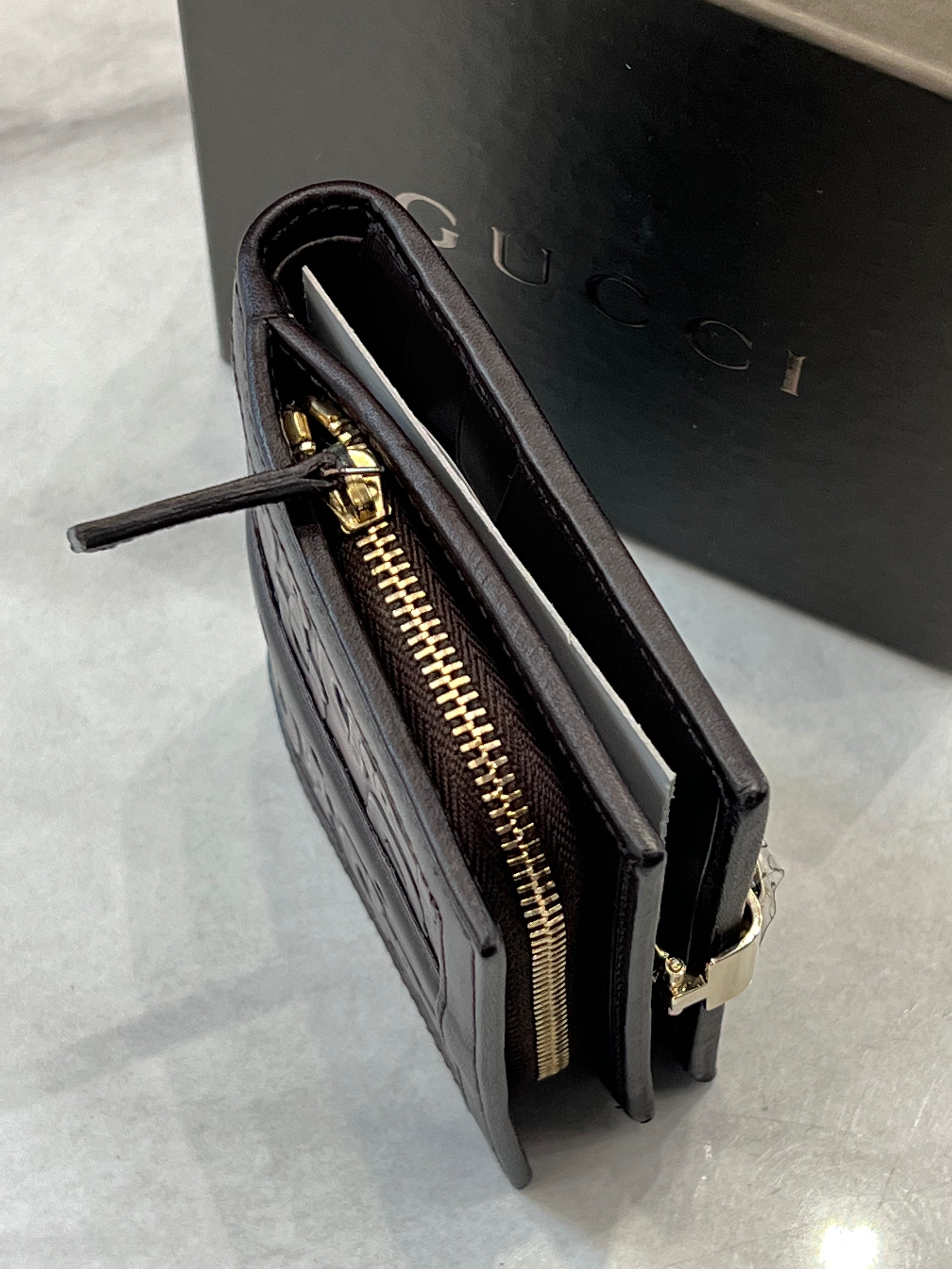 GUCCI GG LEATHER COMPACT WALLET