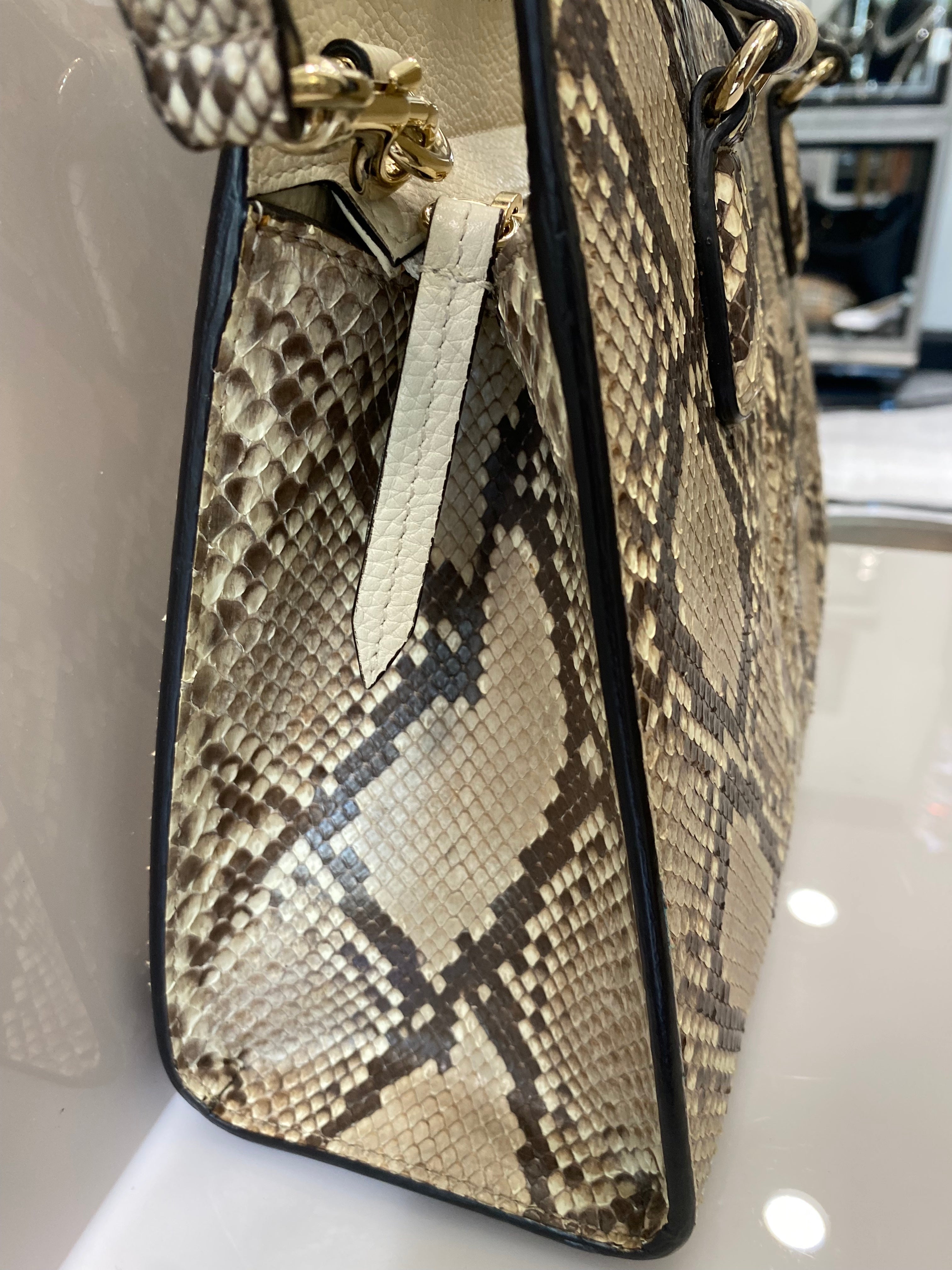 GUCCI MEDIUM PYTHON TOTE