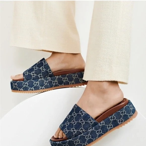 GUCCI GG SUPREME DENIM MONOGRAM ANGELINA PLATFORM MULES