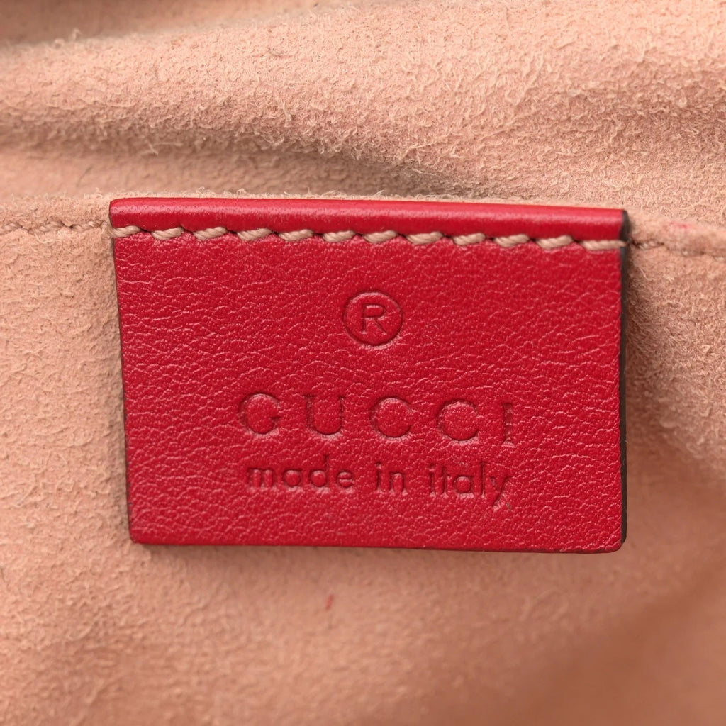 GUCCI GG MARMONT SMALL MATELASSÉ CALFSKIN LEATHER CAMERA BAG