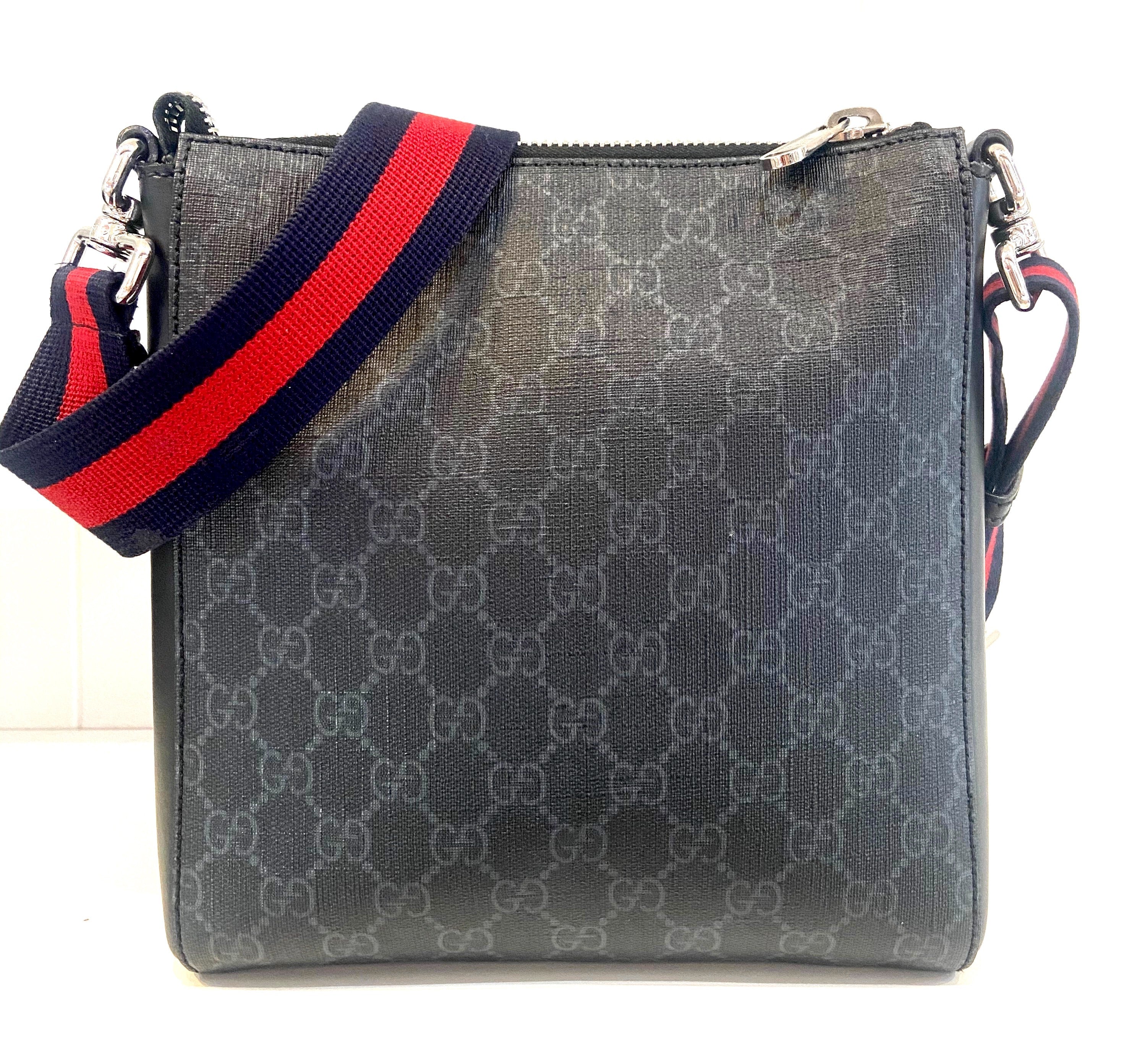 GUCCI GG SUPREME MONOGRAM NIGHT COURRIER APPLIQUE MESSENGER BAG