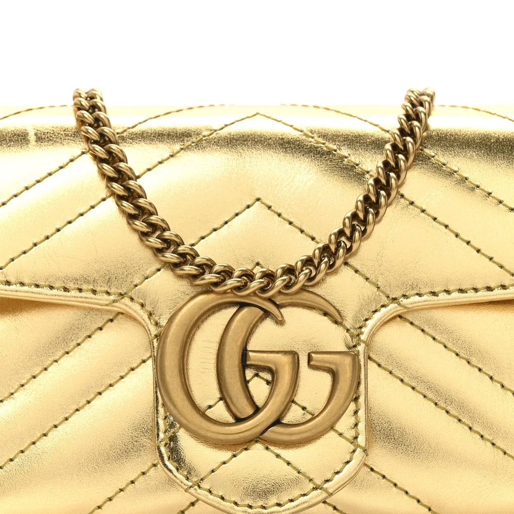 GUCCI METALLIC CALFSKIN GG MARMONT SUPER MINI CROSSBODY BAG