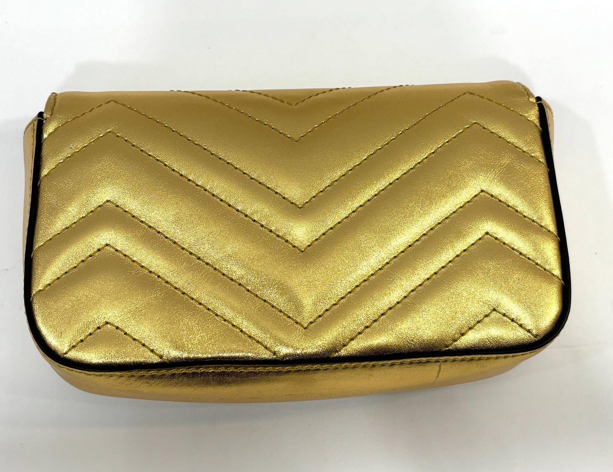 GUCCI METALLIC CALFSKIN GG MARMONT SUPER MINI CROSSBODY BAG