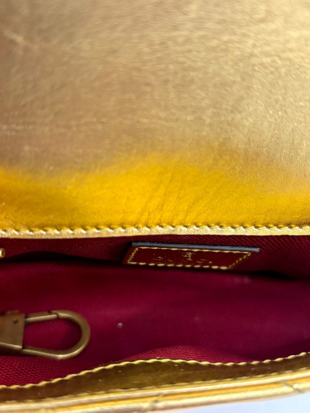 GUCCI METALLIC CALFSKIN GG MARMONT SUPER MINI CROSSBODY BAG
