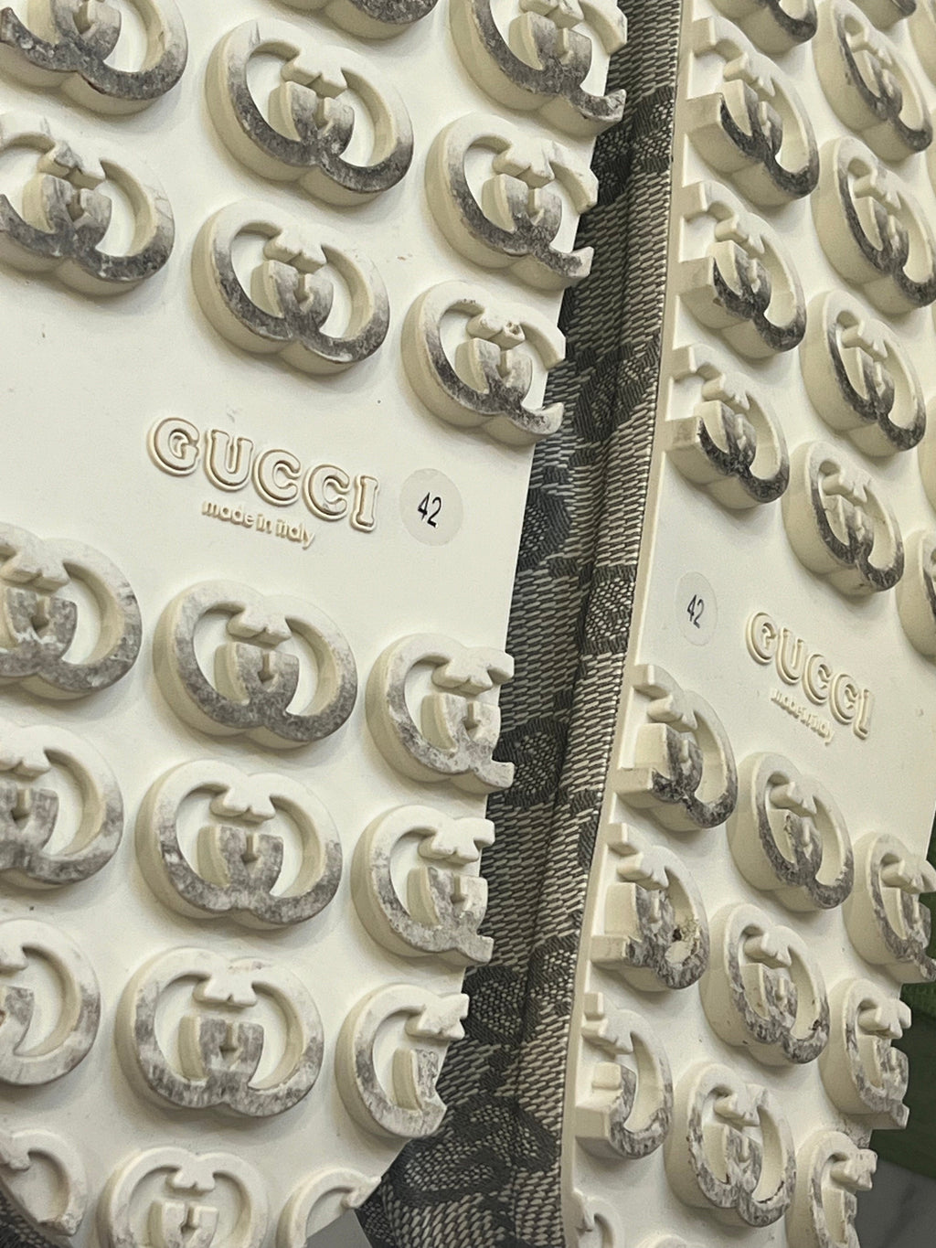 GUCCI GG MONOGRAM MIAMI PLATFORM SLIDES