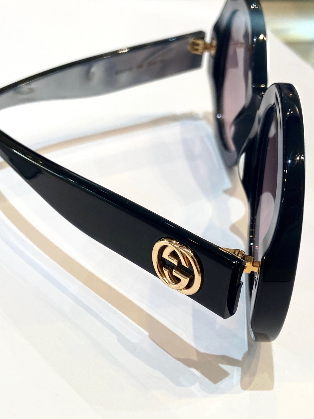 GUCCI ROUND FRAME SUNGLASSES