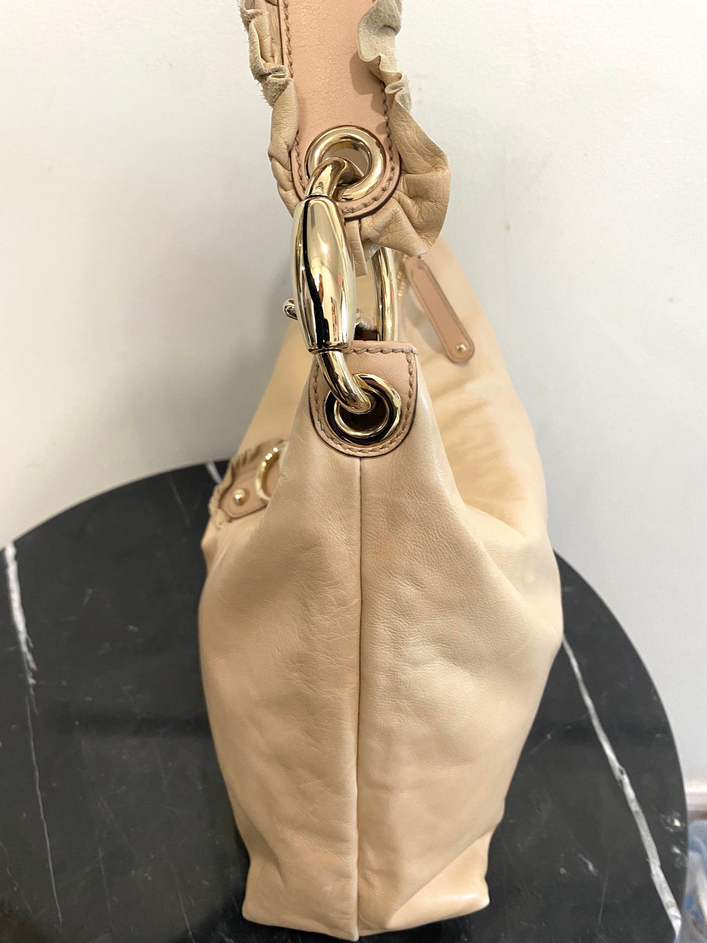 GUCCI SABRINA RUFFLE LEATHER HOBO BAG