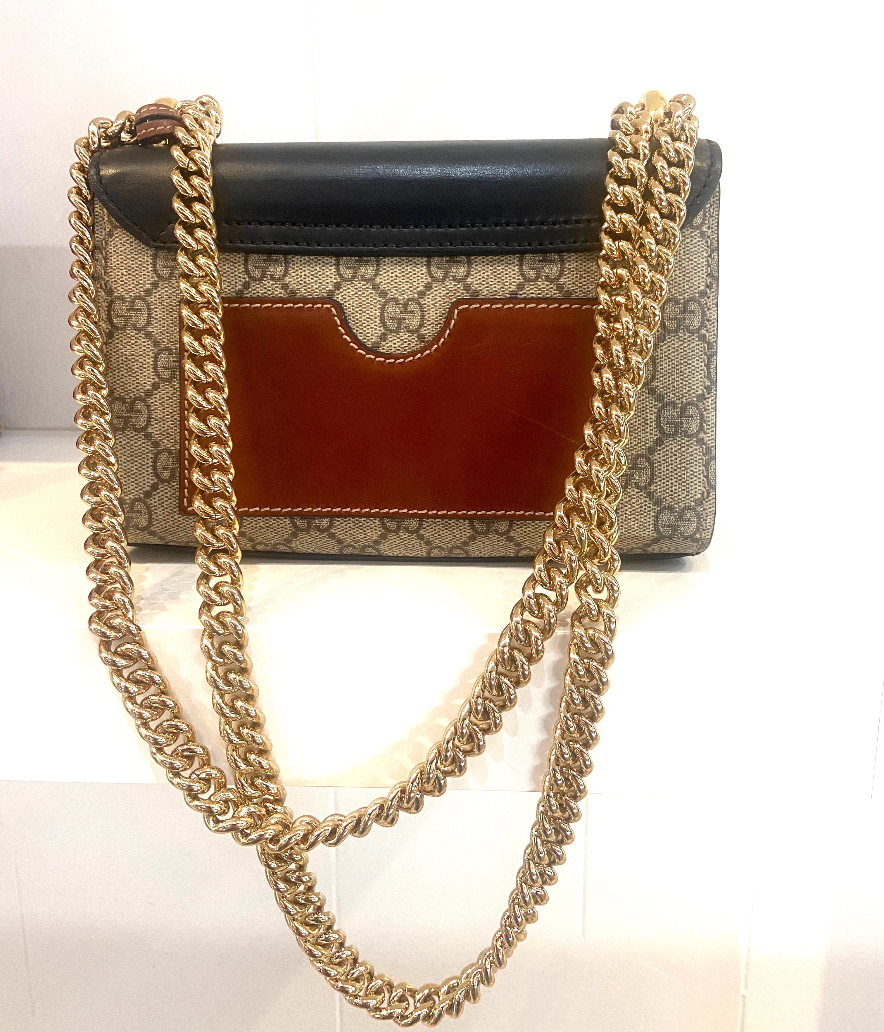 GUCCI PADLOCK SMALL GG SHOULDER BAG
