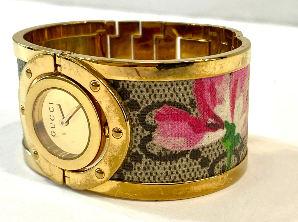 GUCCI TWIRL GG SUPREME BLOOMS STAINLESS STEEL QUARTZ WATCH