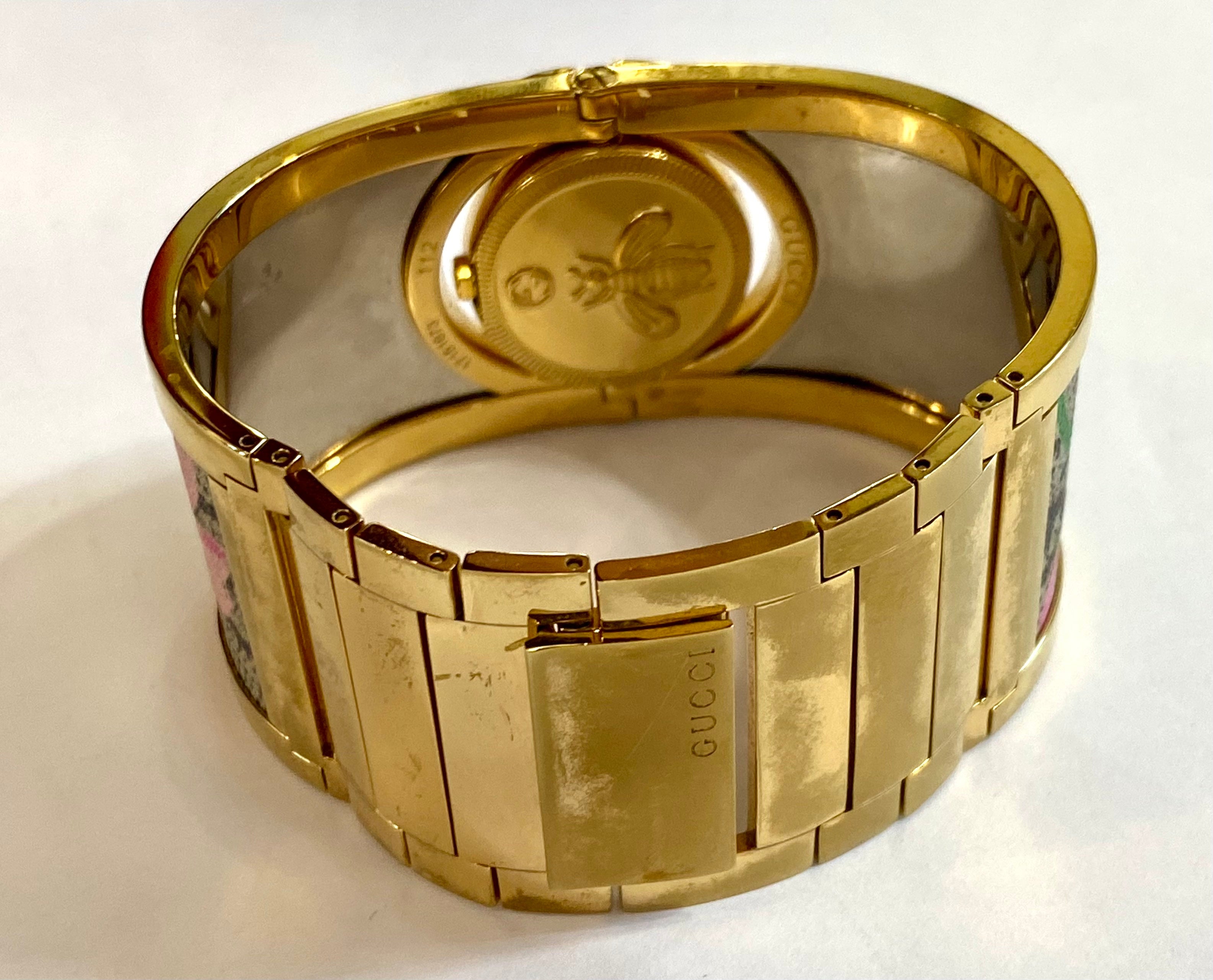 GUCCI TWIRL GG SUPREME BLOOMS STAINLESS STEEL QUARTZ WATCH