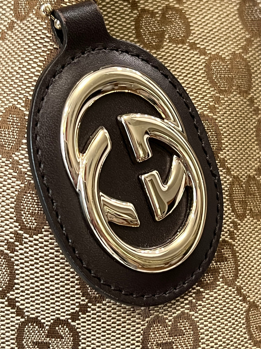 GUCCI SUKEY ORIGINAL GG TOP HANDLE BAG