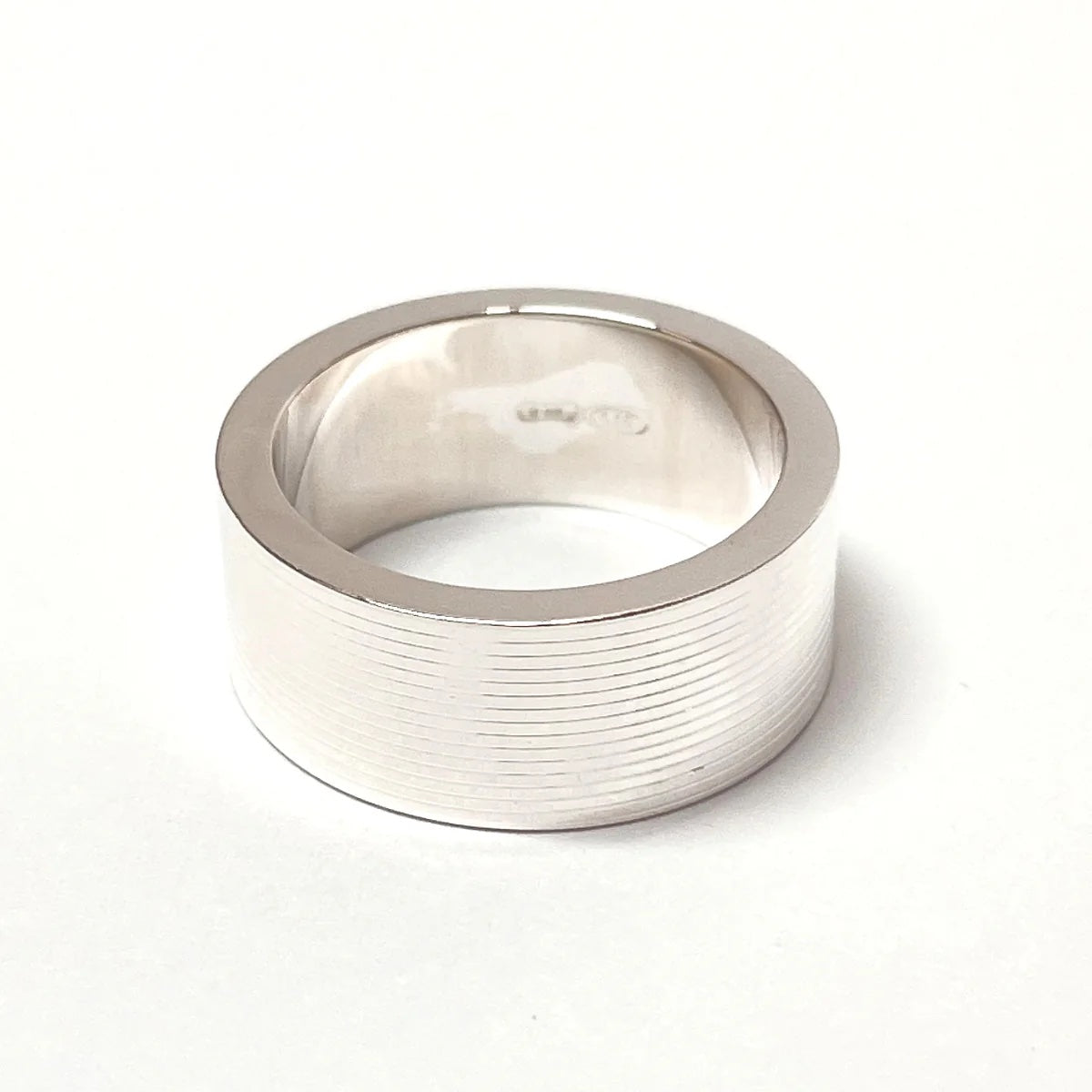 GUCCI STERLING SILVER GUCCI TRADEMARK WIDE BAND RING