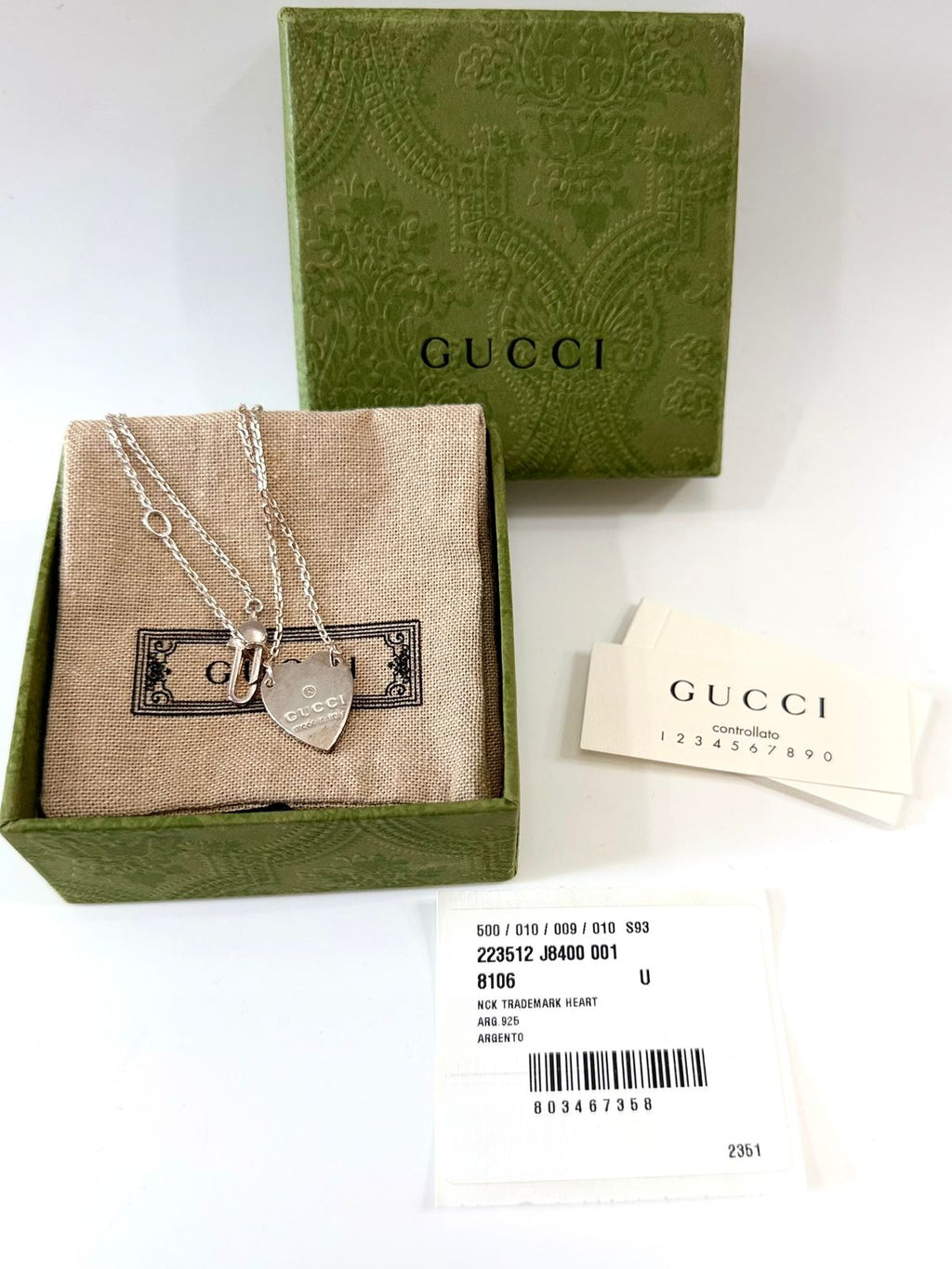 GUCCI 925 STERLING SILVER ENGRAVED TRADEMARK HEART NECKLACE