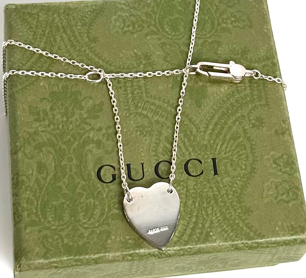 GUCCI 925 STERLING SILVER ENGRAVED TRADEMARK HEART NECKLACE
