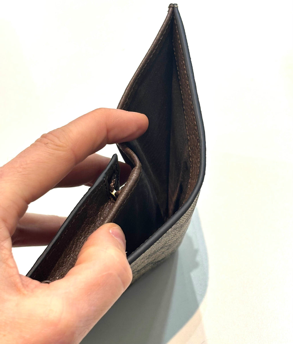 GUCCI BIFOLD GG CANVAS STRAWBERRY WALLET