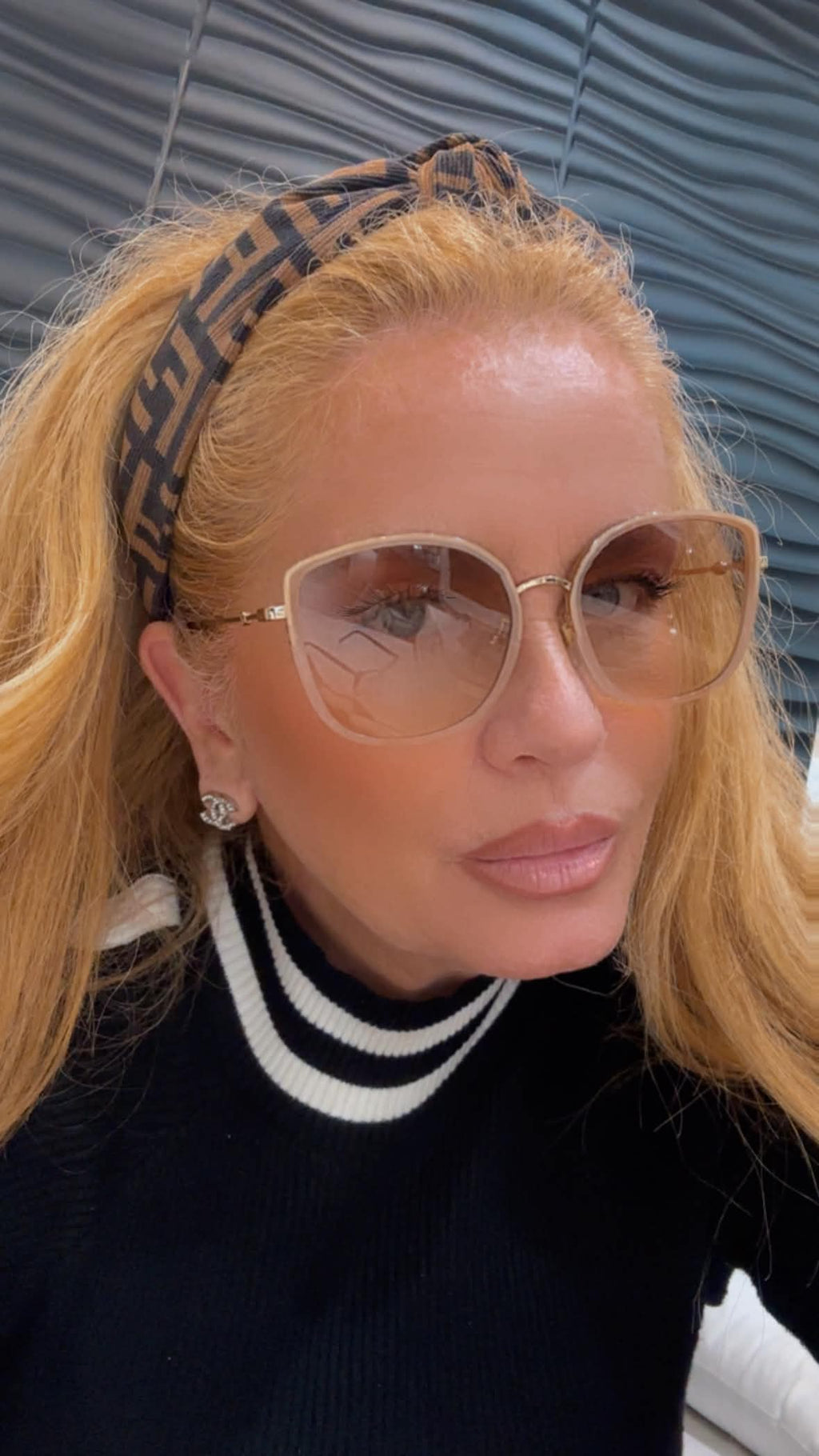 GUCCI GG0606SK-004 SQUARE RECTANGLE SUNGLASSES