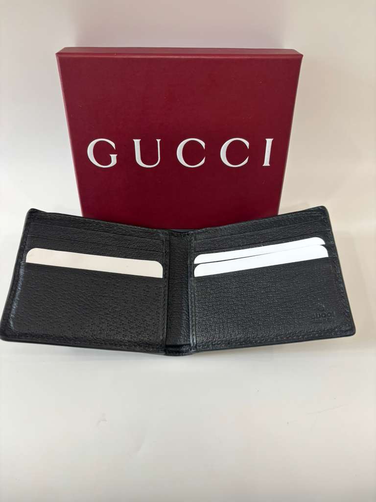 GUCCI GG CALFSKIN LEATHER BI-FOLD WALLET