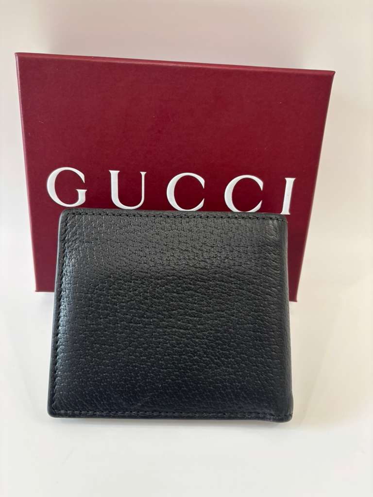 GUCCI GG CALFSKIN LEATHER BI-FOLD WALLET