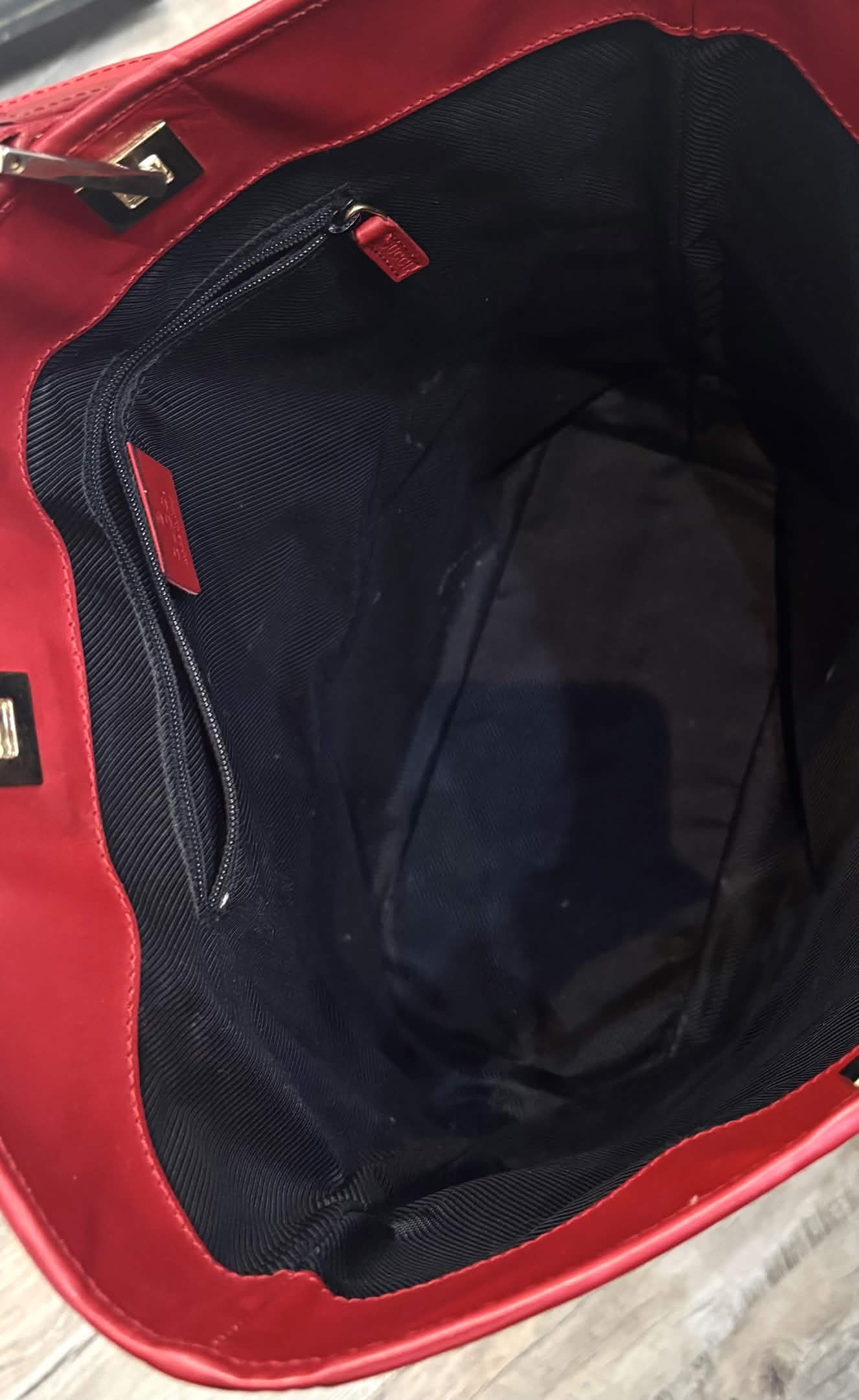 GUCCI GG CANVAS TOTE BAG