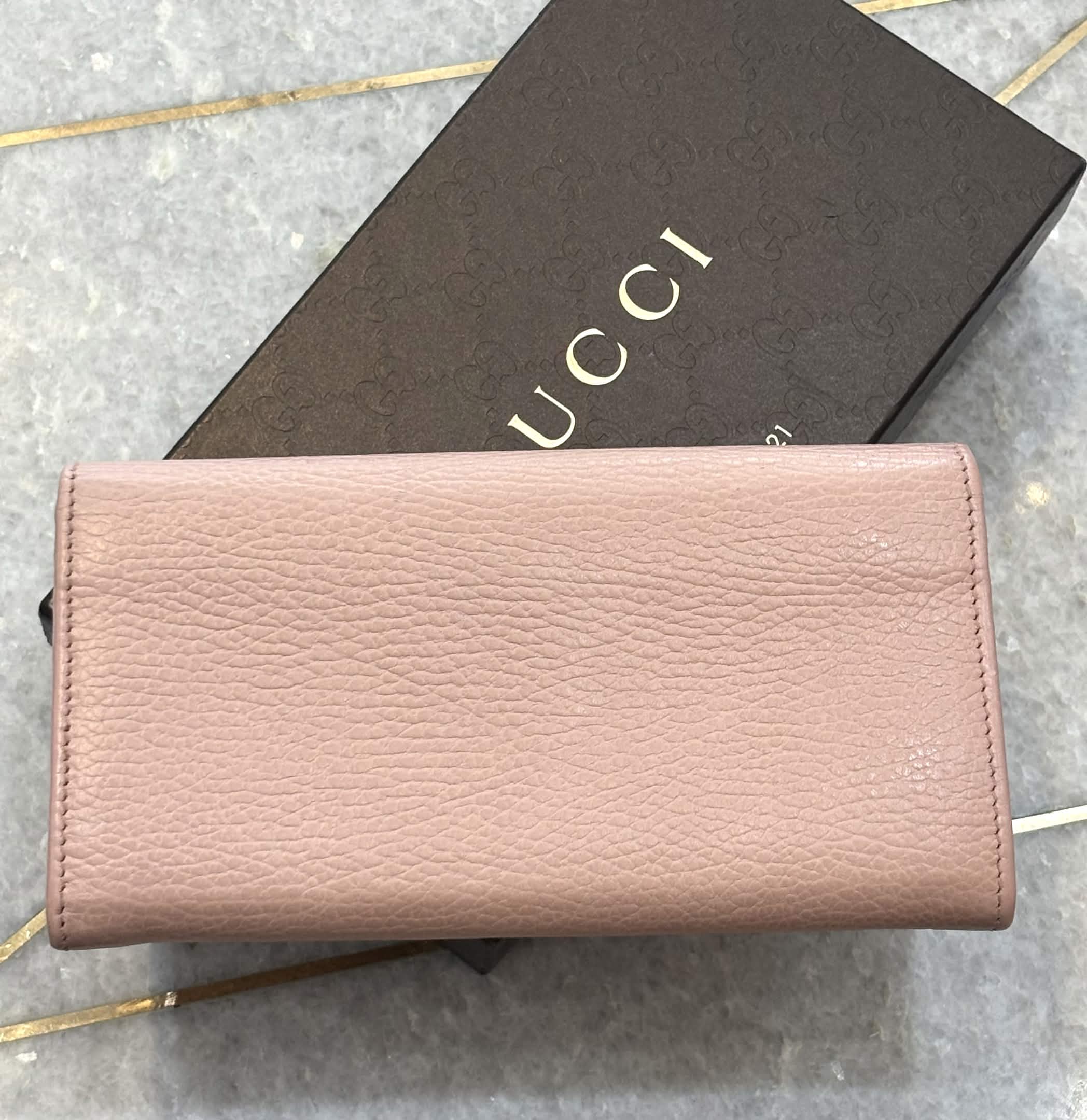 GUCCI GG MARMONT CALFSKIN LEATHER CONTINENTAL WALLET