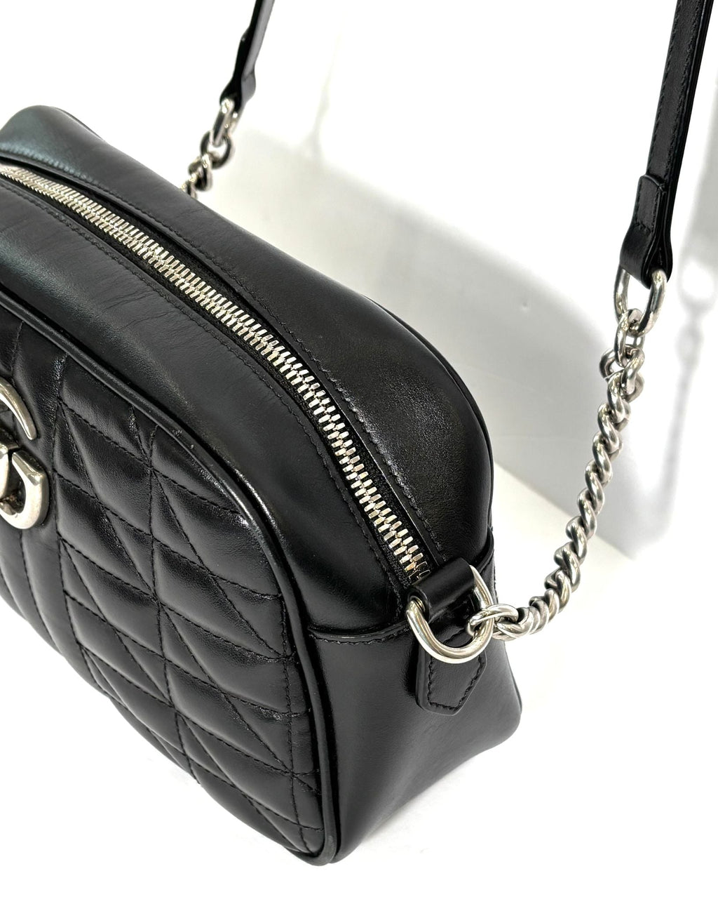 GUCCI GG MARMONT SMALL SHOULDER BAG