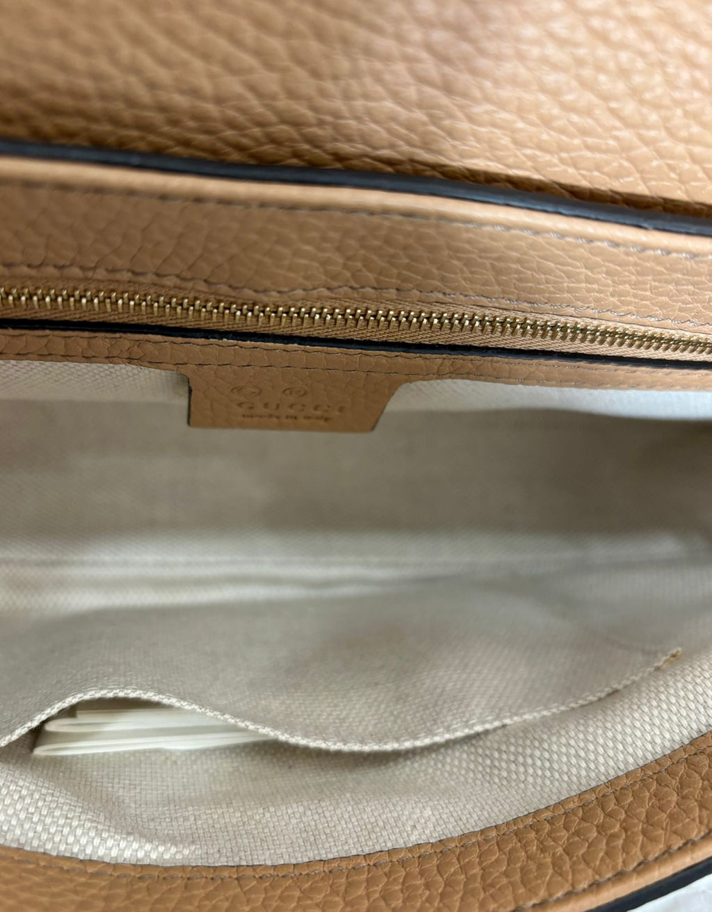 GUCCI GG SOHO CAMELIA CALFSKIN LEATHER SHOULDER BAG
