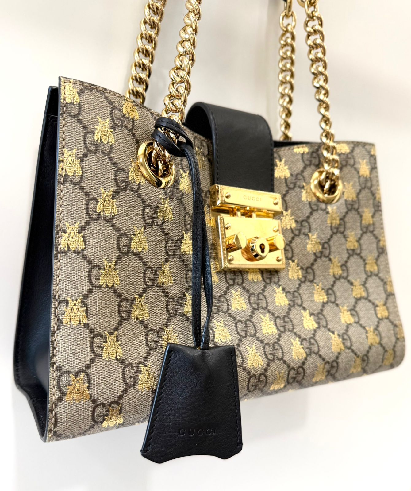 GUCCI GG SUPREME MONOGRAM BEES SMALL PADLOCK TOTE BAG