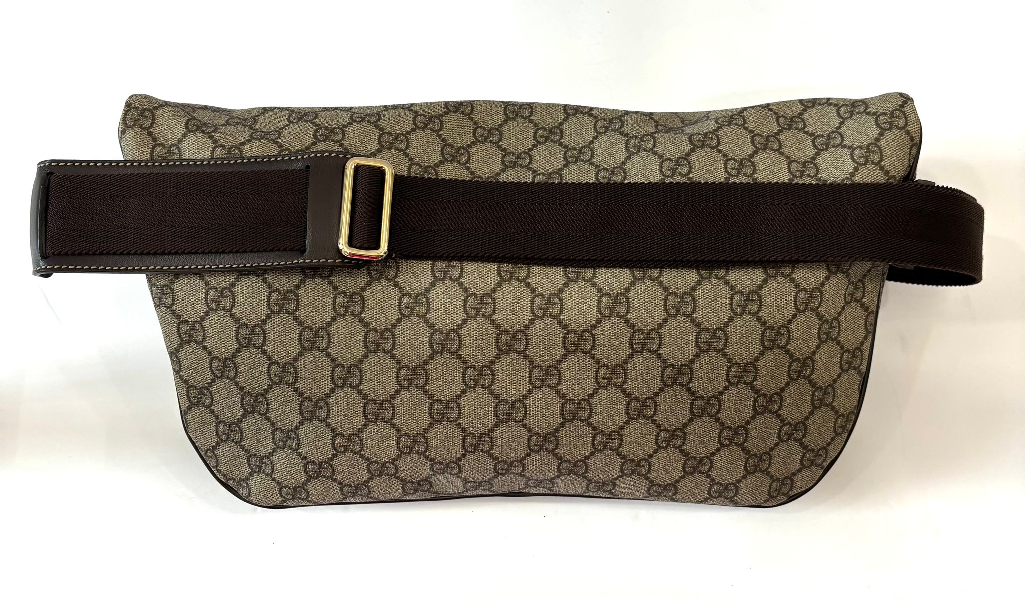 GUCCI GG SUPREME MONOGRAM LARGE BELT BAG
