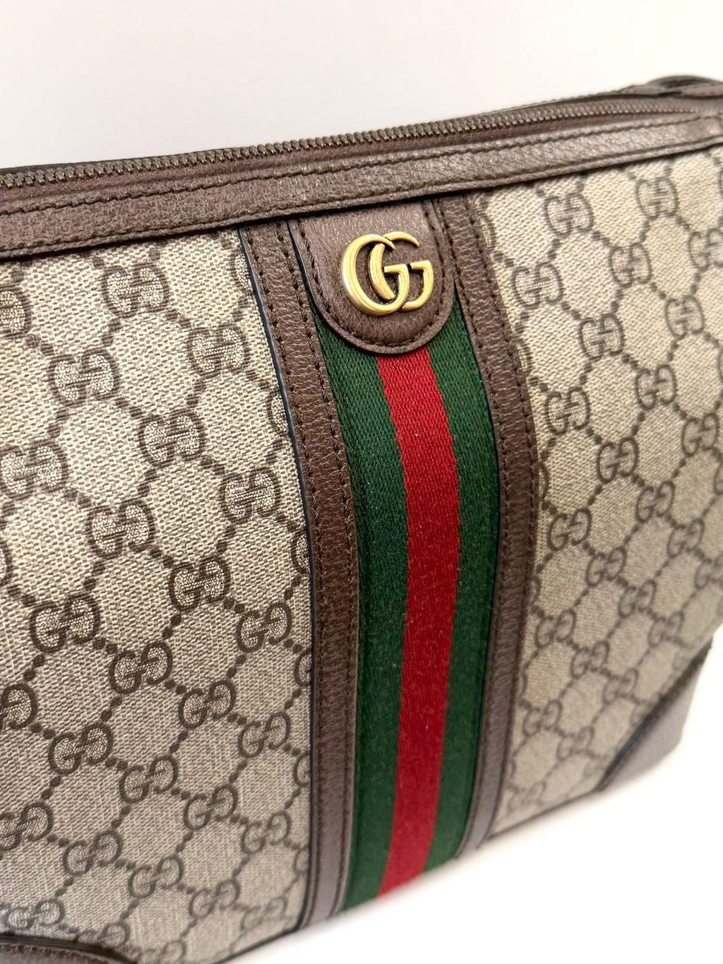GUCCI GG SUPREME MONOGRAM WEB SAVOY TOILETRY BAG