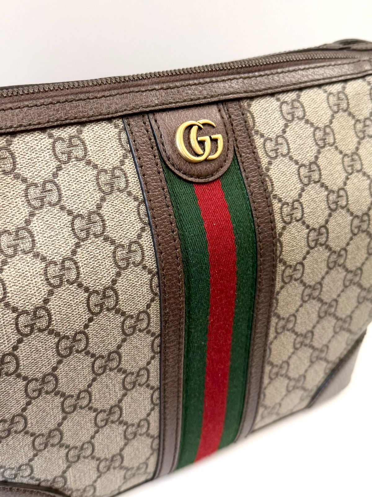 GUCCI GG SUPREME MONOGRAM WEB SAVOY TOILETRY BAG