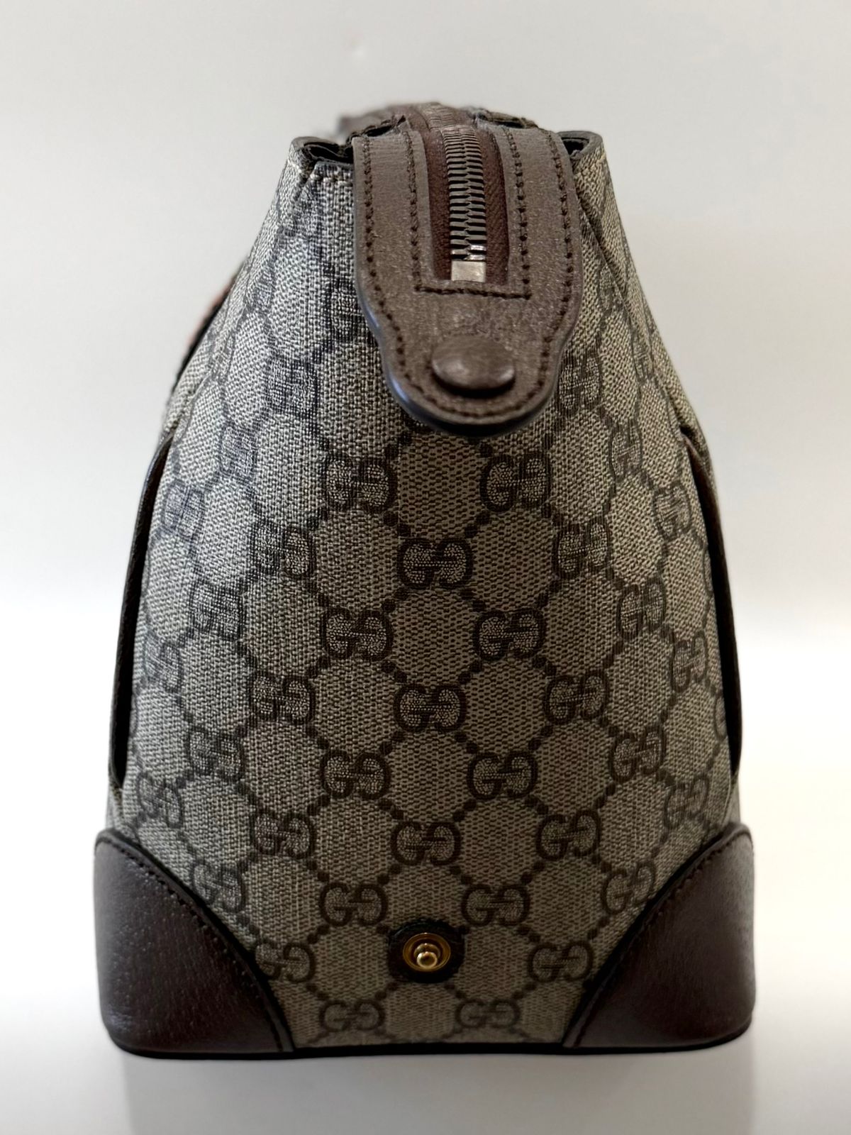 GUCCI GG SUPREME MONOGRAM WEB SAVOY TOILETRY BAG