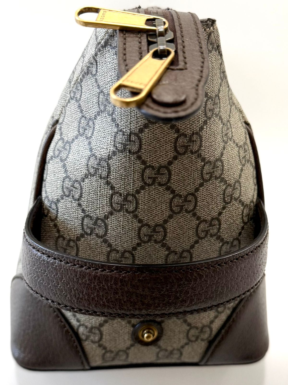 GUCCI GG SUPREME MONOGRAM WEB SAVOY TOILETRY BAG