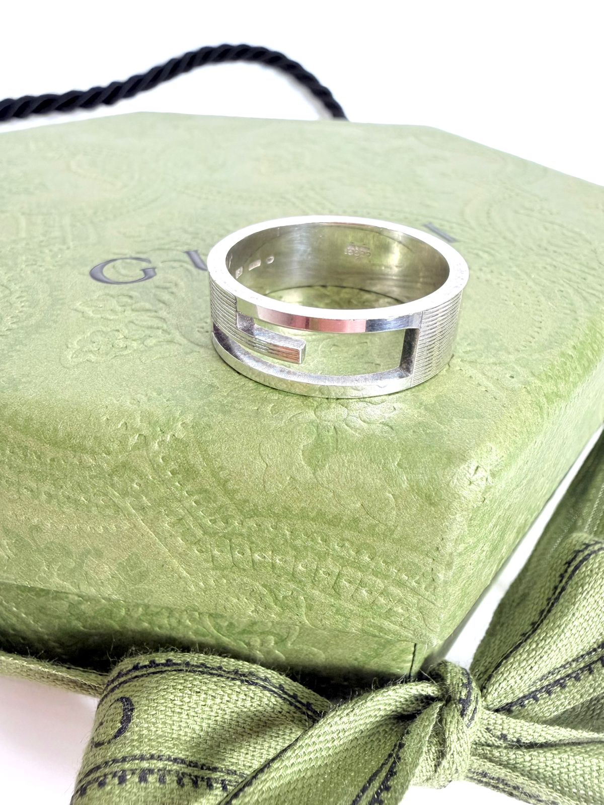 GUCCI CUTOUT G LOGO STERLING SILVER RING