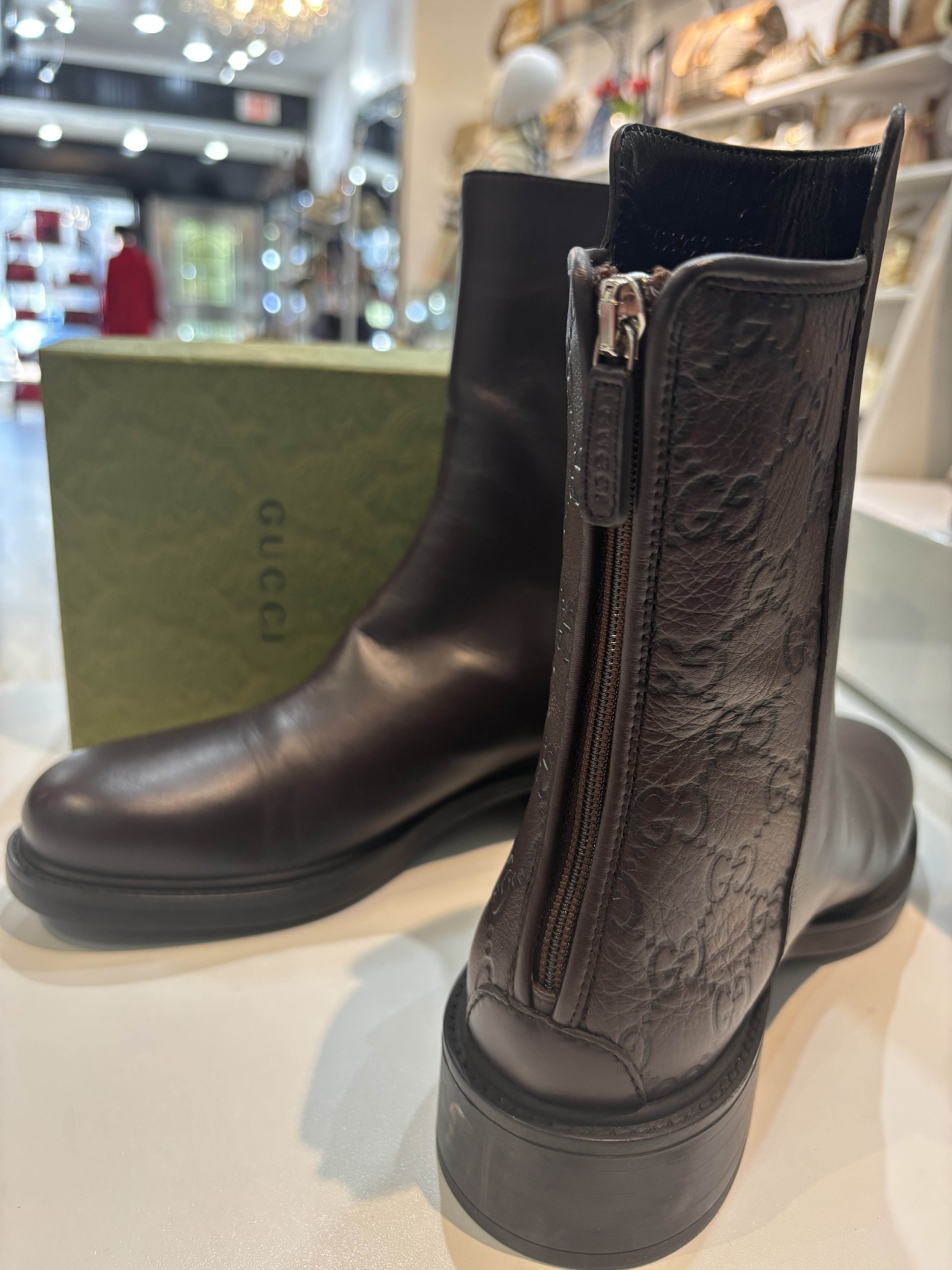 GUCCI GUCCISSIMA CALFSKIN LEATHER CHELSEA BOOTS