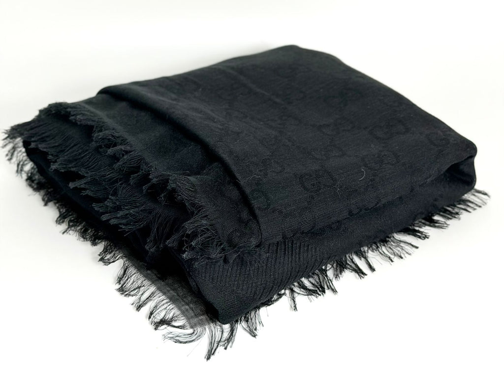 GUCCI GG MONOGRAM FRINGED JACQUARD SHAWL
