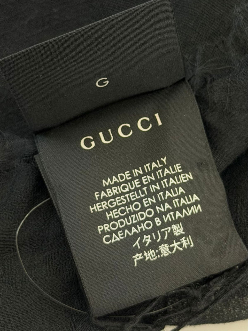 GUCCI GG MONOGRAM FRINGED JACQUARD SHAWL