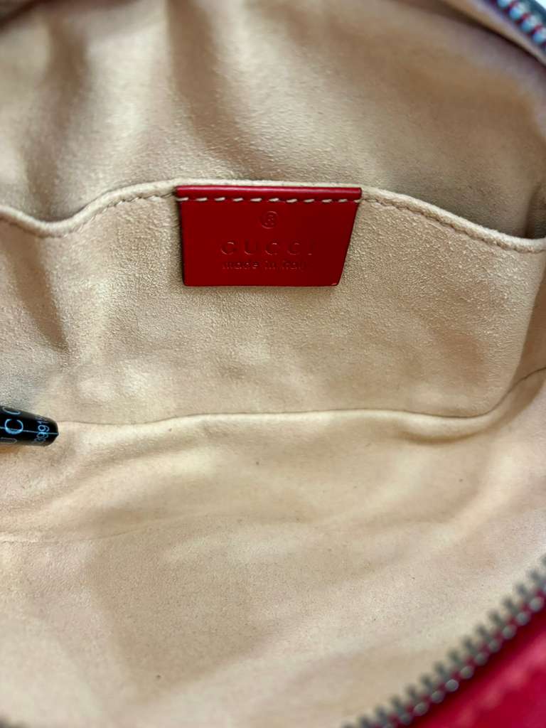 GUCCI MATELASSE GG MARMONT BELT BAG