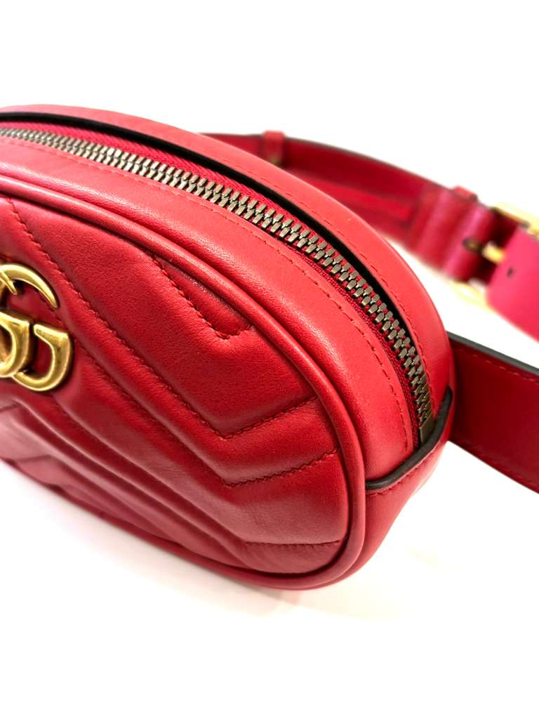 GUCCI MATELASSE GG MARMONT BELT BAG