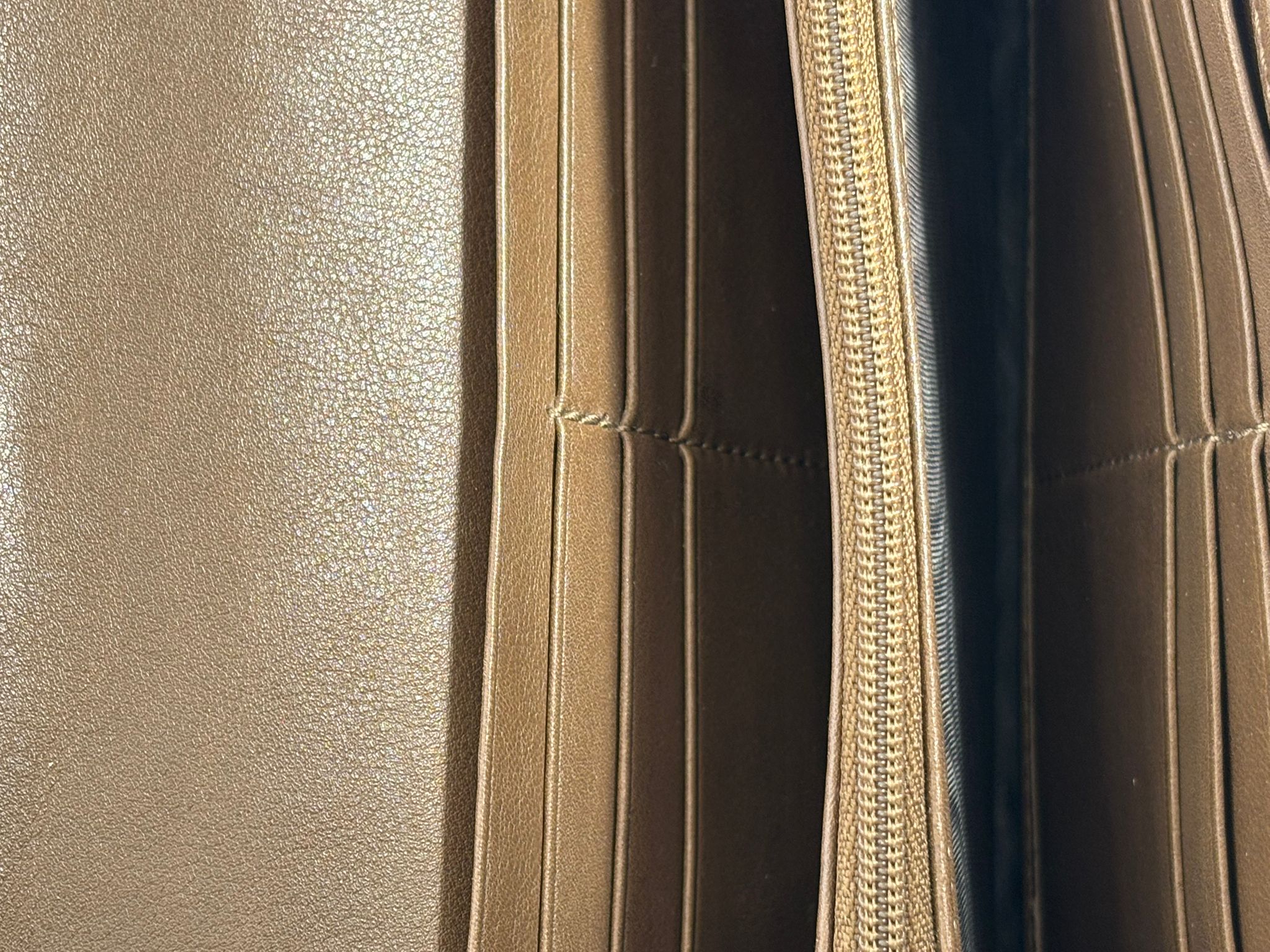 GUCCI MICROGUCCISSIMA CONTINENTAL WALLET