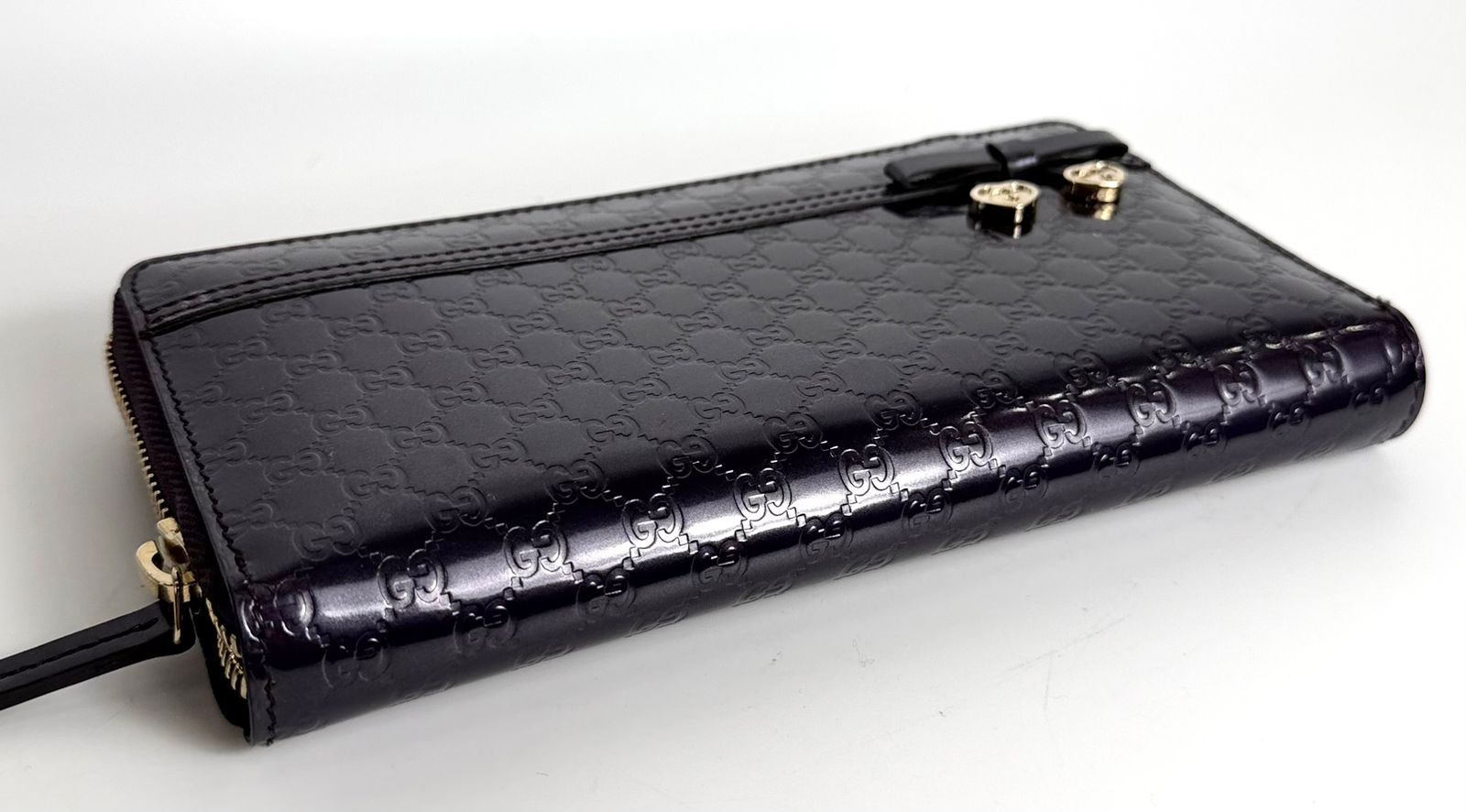 GUCCI SHINY MICROGUCCISSIMA ZIPPY HEART CHARM LEATHER WALLET