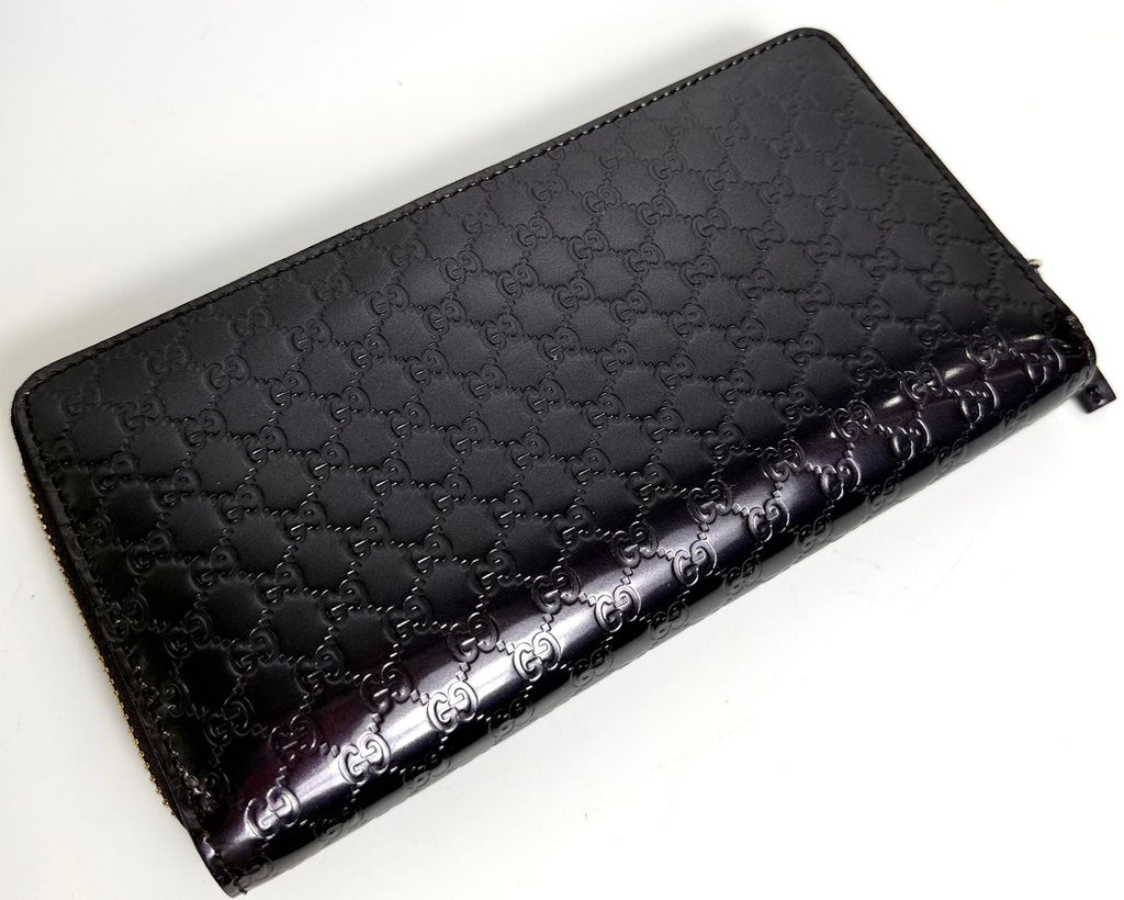 GUCCI SHINY MICROGUCCISSIMA ZIPPY HEART CHARM LEATHER WALLET