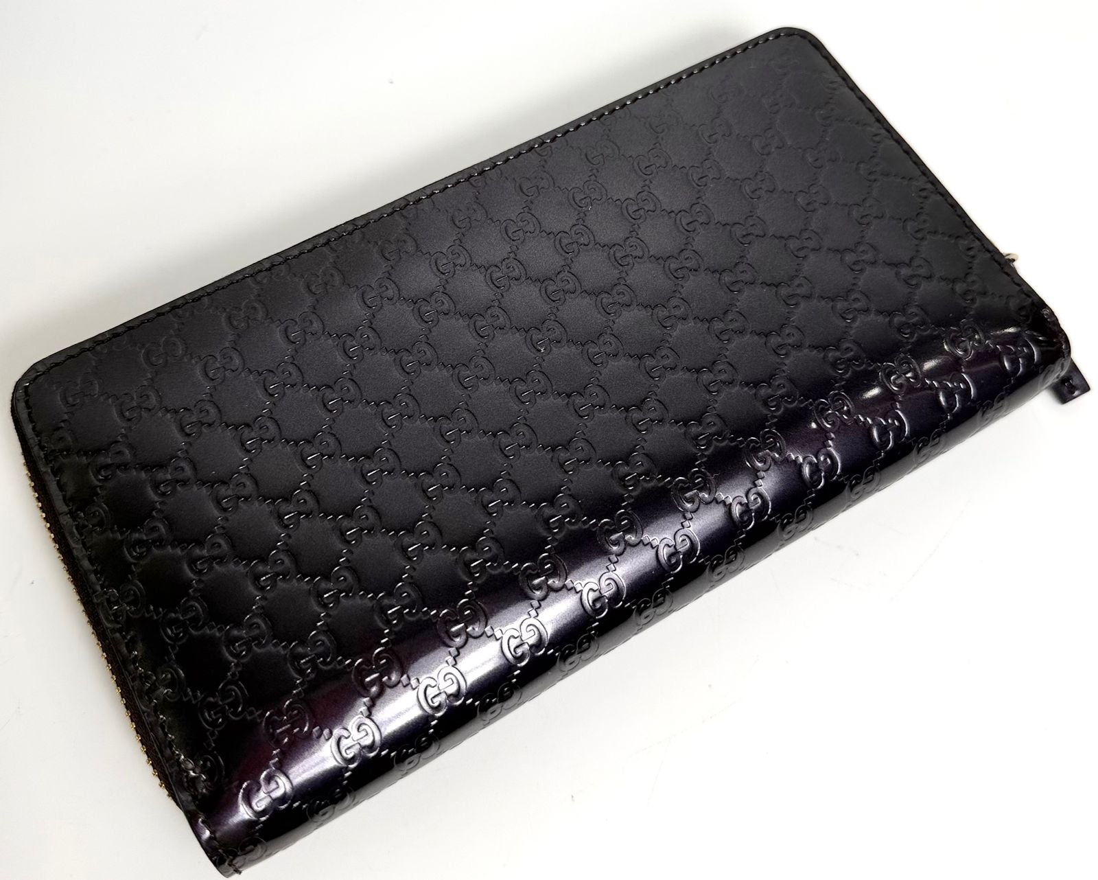 GUCCI SHINY MICROGUCCISSIMA ZIPPY HEART CHARM LEATHER WALLET