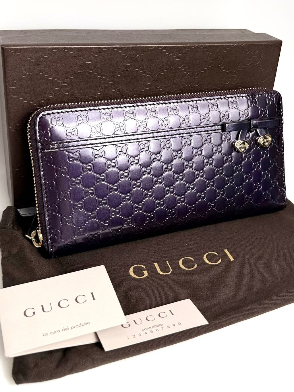 GUCCI SHINY MICROGUCCISSIMA ZIPPY HEART CHARM LEATHER WALLET