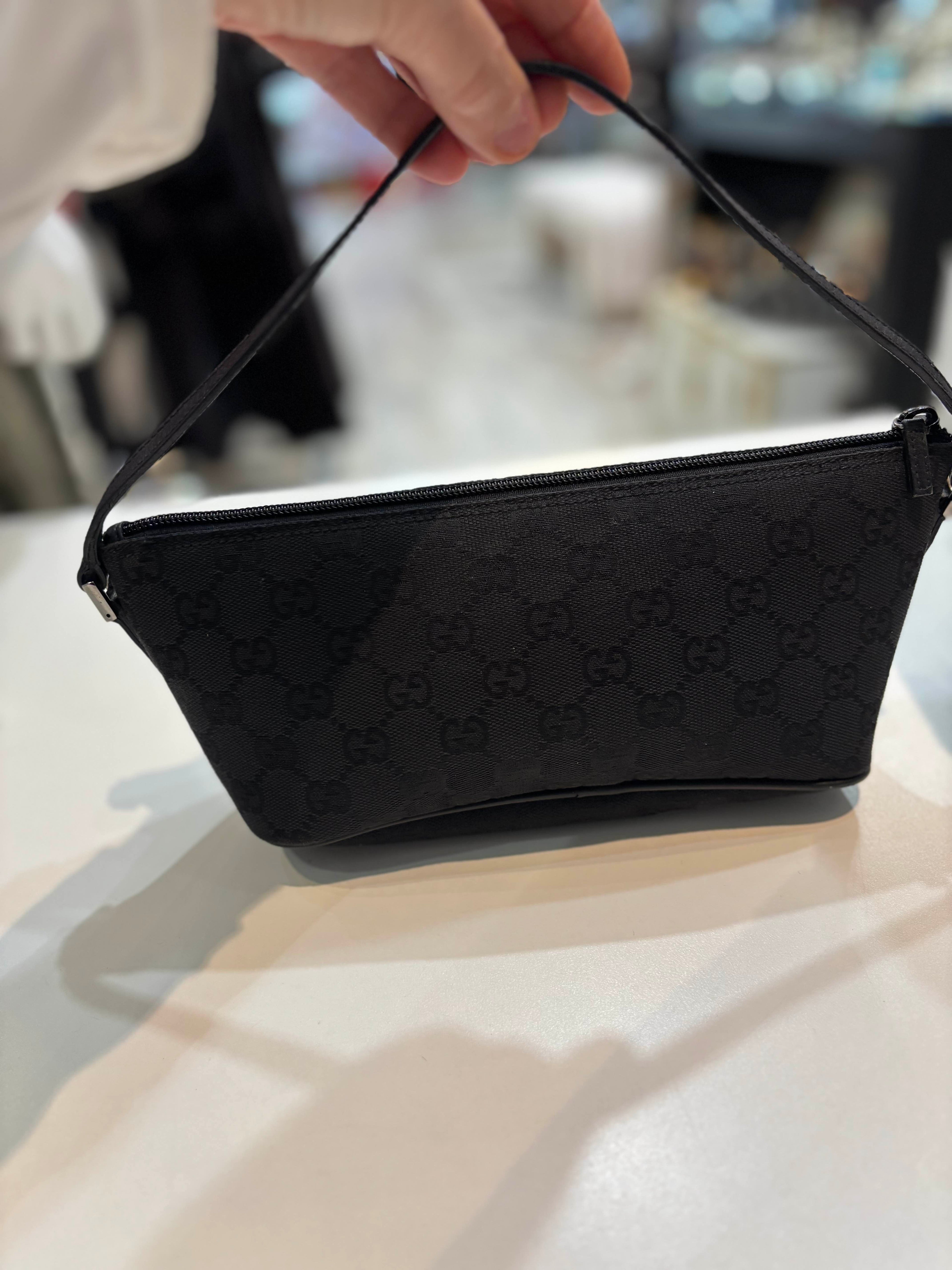 GUCCI MONOGRAM BLACK BOAT POCHETTE