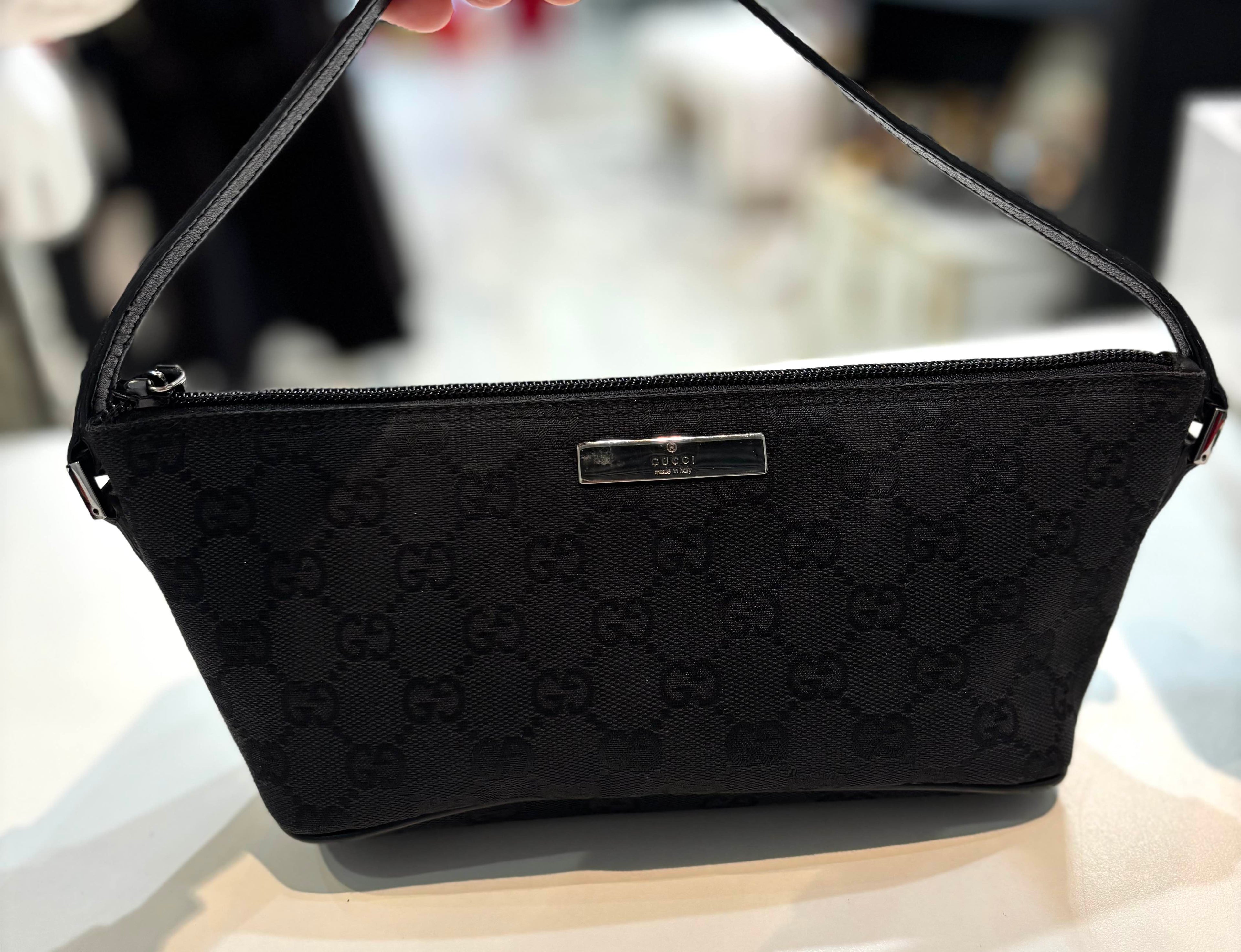 GUCCI MONOGRAM BLACK BOAT POCHETTE